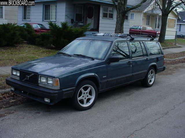 Volvo -- 1987 Wagon 745ti